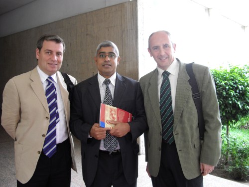 Con Jordi Xucla, diputado de CiU e Ismael Mussa, diputado de la RENAMO