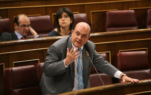 Emilio Olabarria, que ha defendido hoy, con su brillantez habitual, la Proposición sobre la accesibilidad de las comunidades de vecinos presentada por el Grupo Parlamentario vasco
