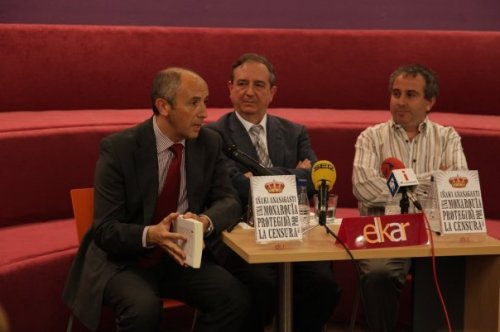 Una imagen del acto de presentación del libro